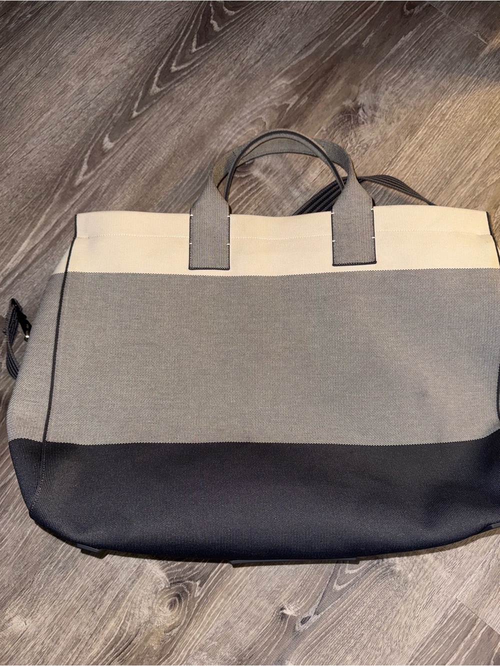 Rothy’s The Weekender Bag Gray Large Duffel Carry-on Travel Over Night. - Picture 8 of 16